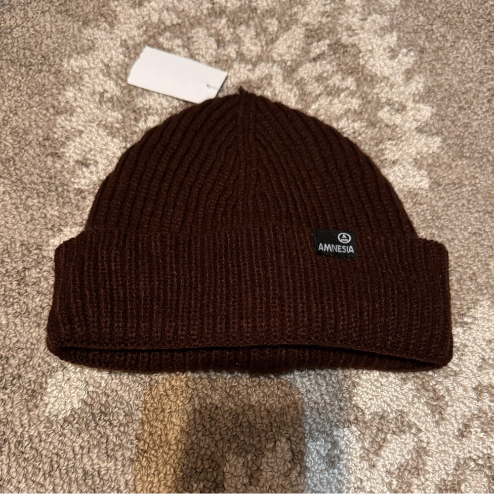 🎄3/$20‼️Amnesia Brown Knit Beanie